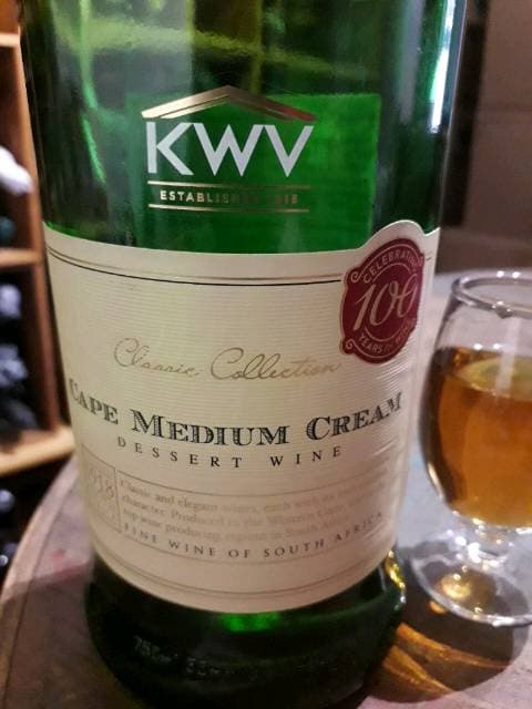 Classic Collection Cape Medium Cream