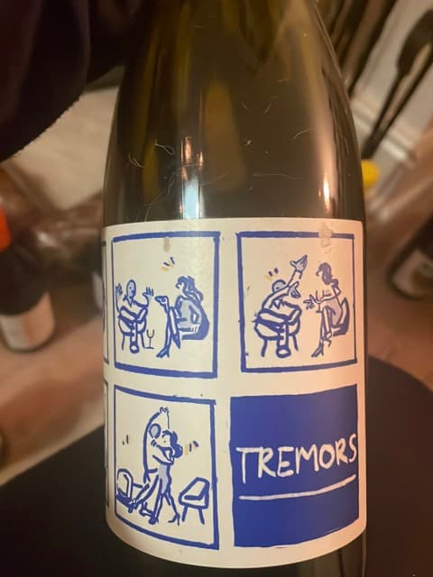 Tremors Sauvignon Blanc - Chardonnay